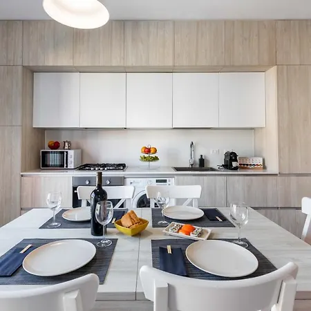 Sarca 11th Floor Apartament *