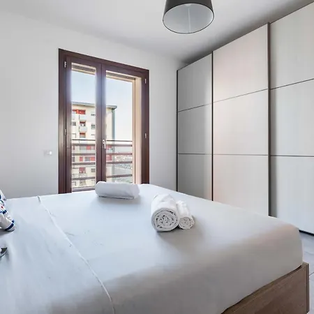 Sarca 11th Floor * Milan